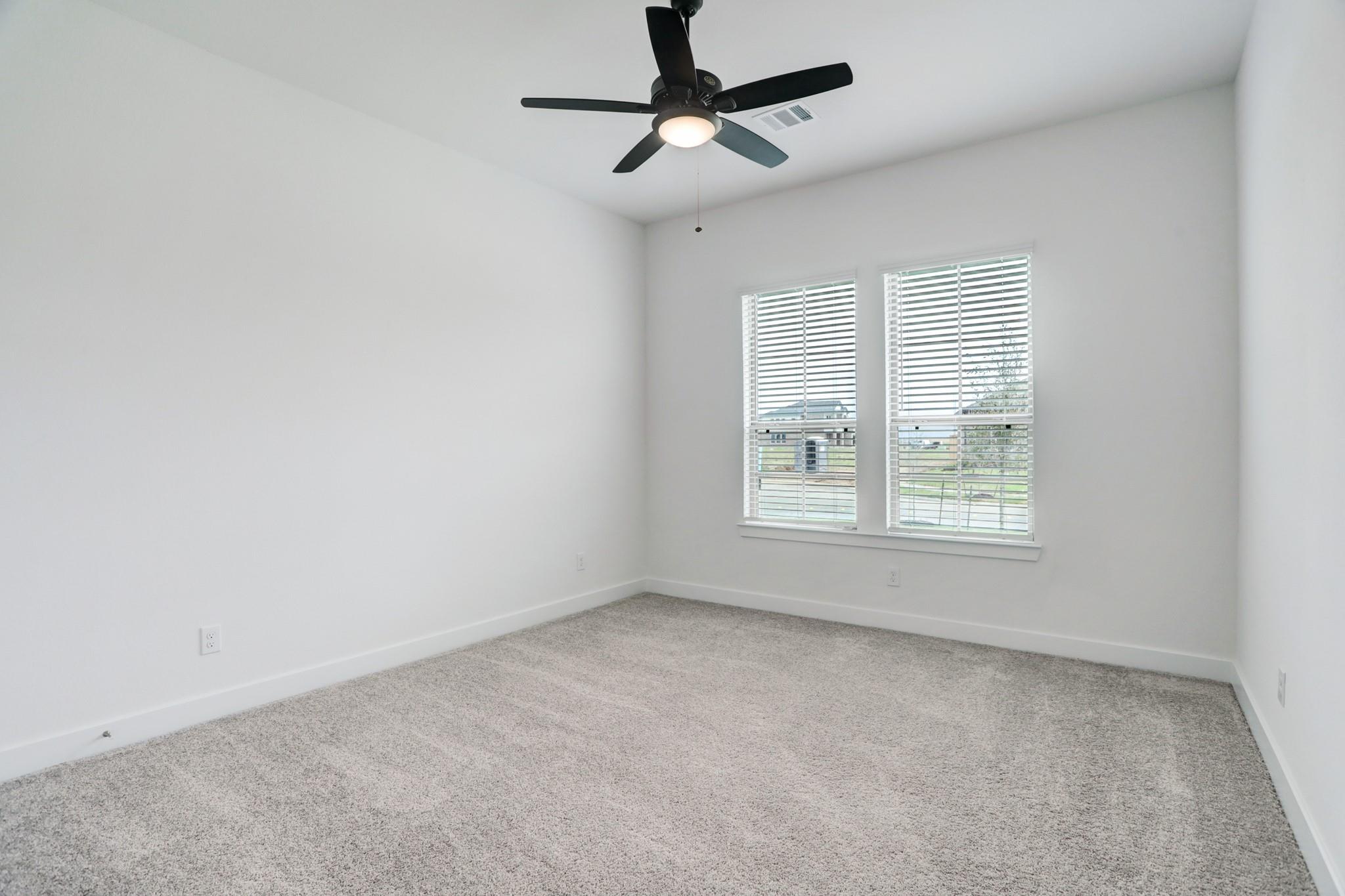 3003 Lago Costa Drive