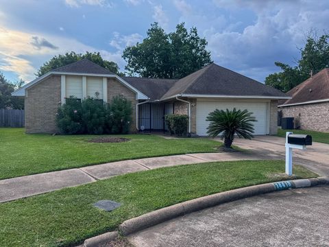 Photo of 14418 Moorfield Drive, Houston, TX 77083 (MLS # 14802945)