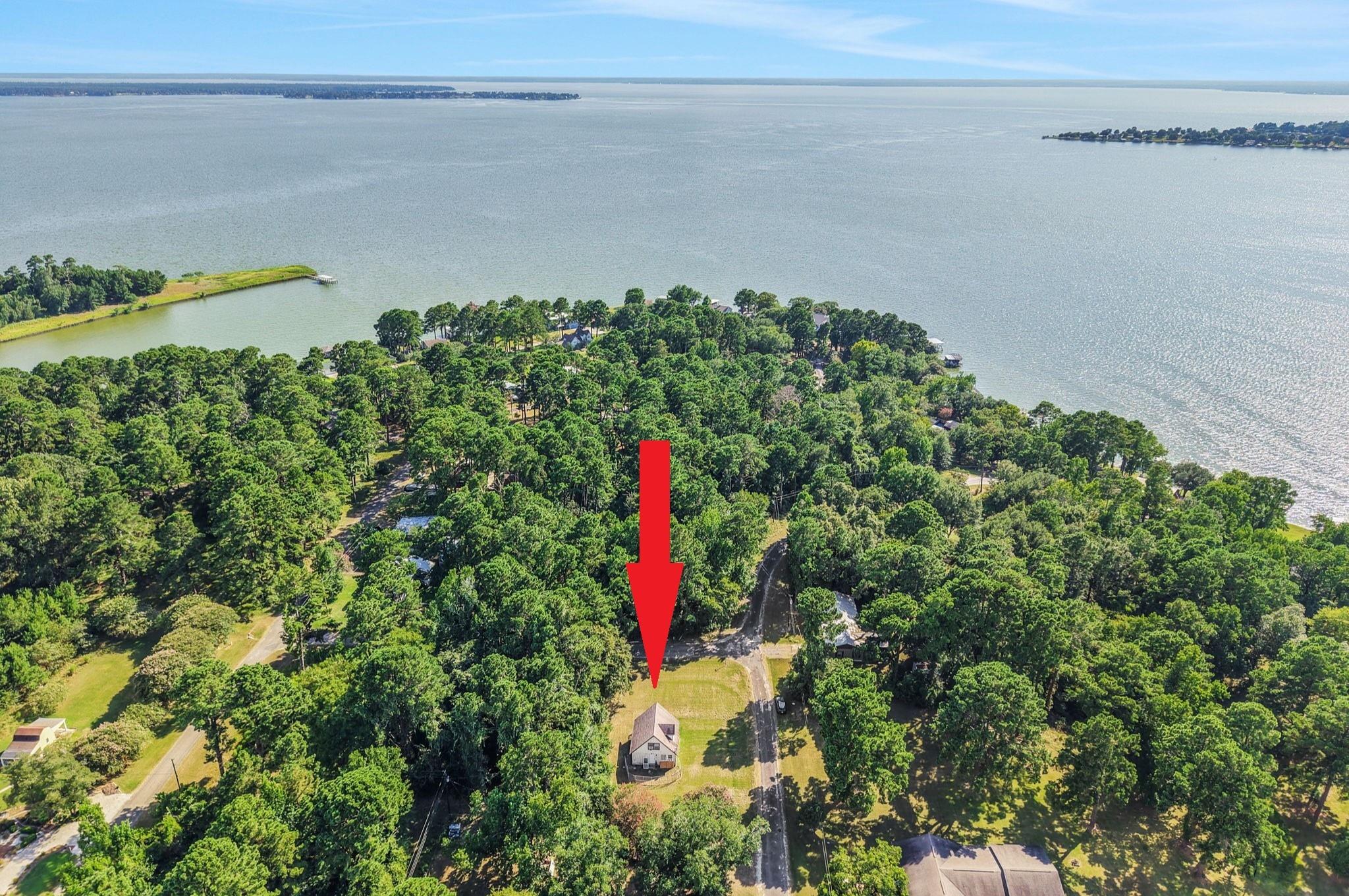 701 Mockingbird Hills