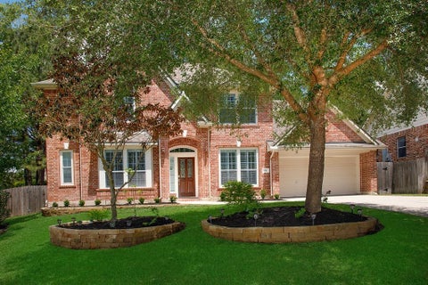 Photo of 79 French Oaks Cir, The Woodlands, TX 77382 (MLS # 24750792)