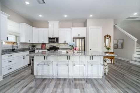 Tiny photo for 4926 Wunder Way Way, Houston, TX 77069 (MLS # 14579673)