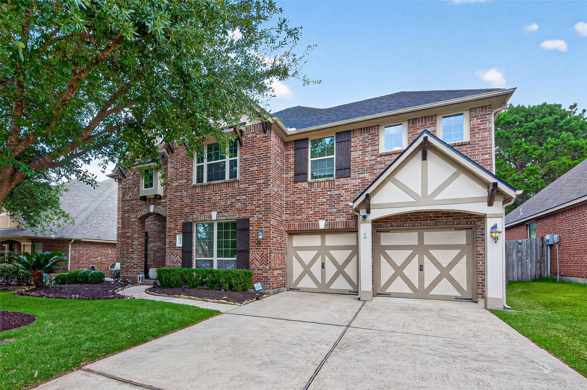 123 Forest Valley Bend