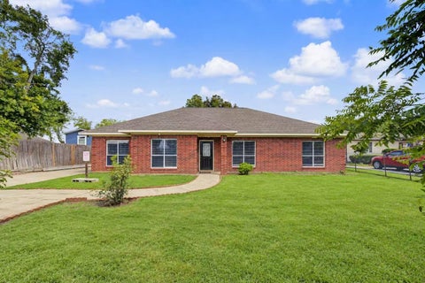 Photo of 1411 Guadalupe ST, Stafford, TX 77477 (MLS # 11050923)