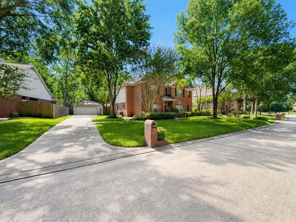 Photo of 3706 Big Piney Drive, Houston, TX 77345 (MLS # 90588739)