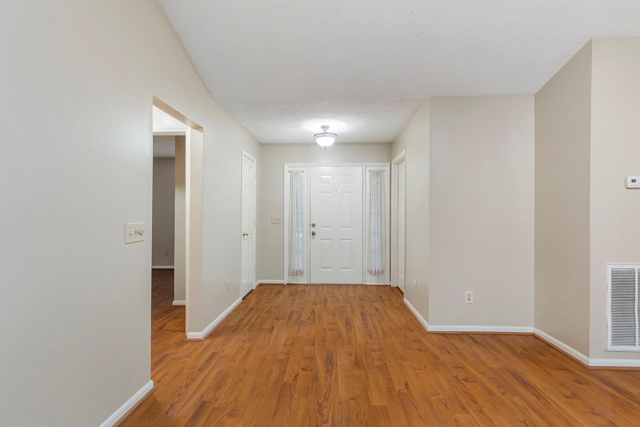 207 N Dreamweaver Circle