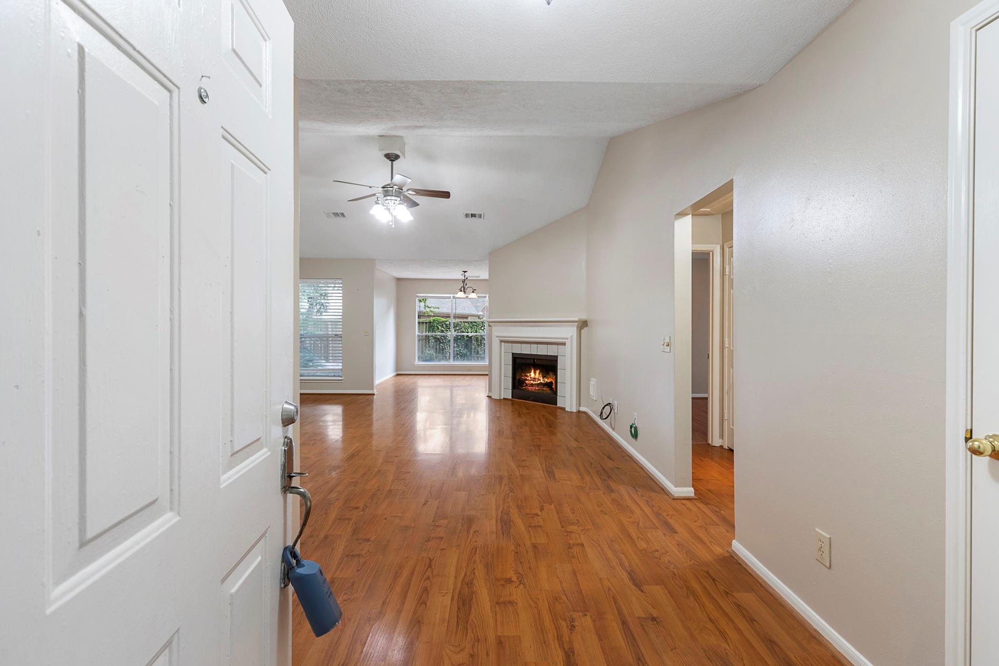 207 N Dreamweaver Circle