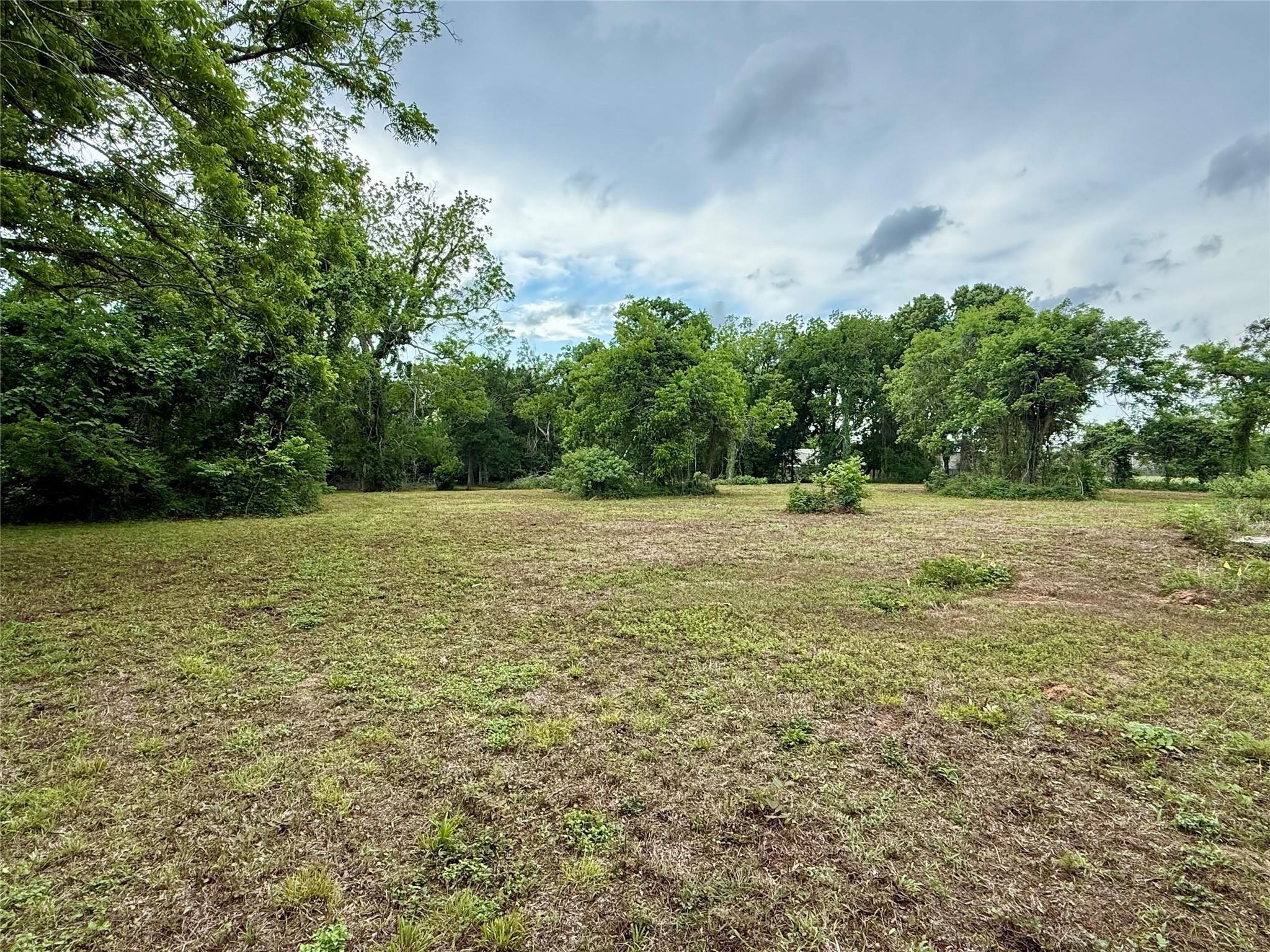 137 Fm 359 Rear Road