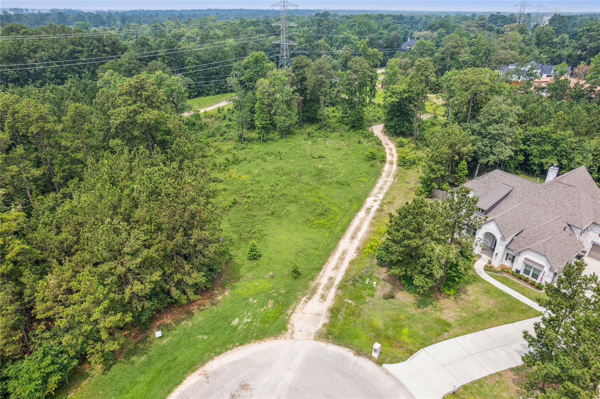 4406 Chateau Creek Way