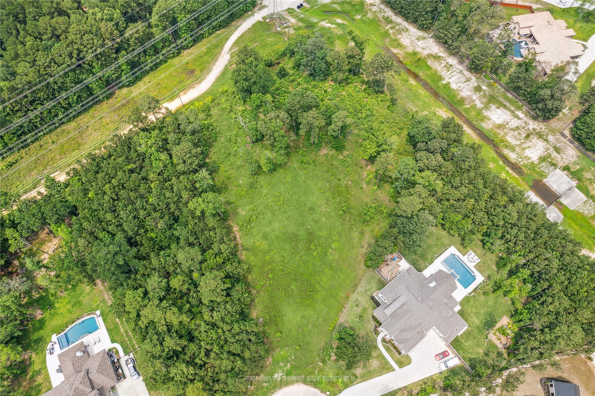 4406 Chateau Creek Way
