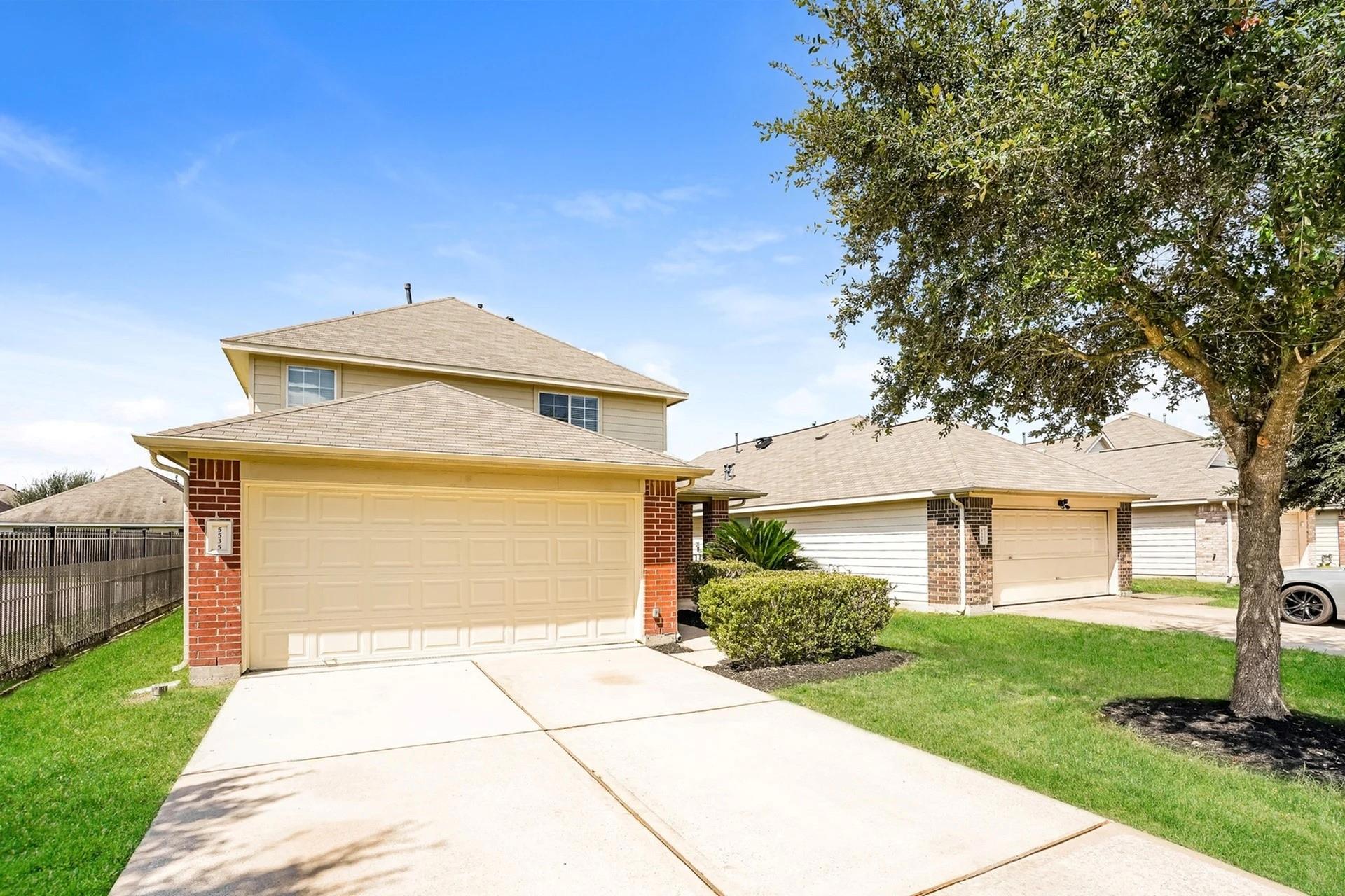 5535 Plantation Forest Drive