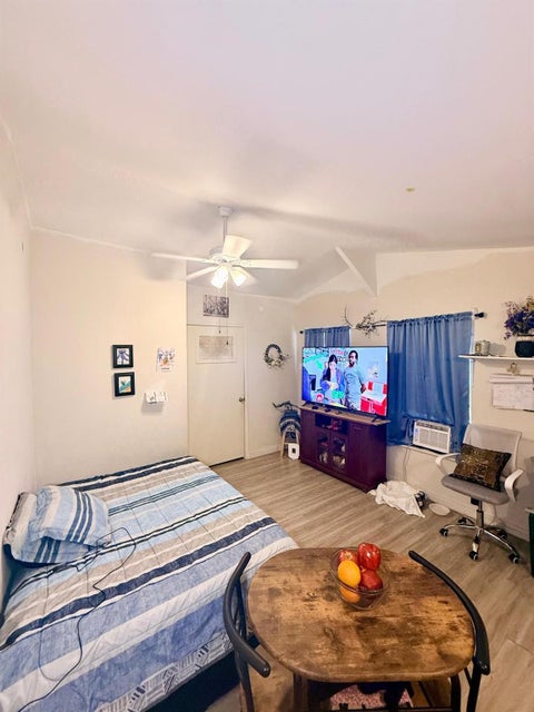 Tiny photo for 1213 Boswell Street, Houston, TX 77009 (MLS # 52550723)