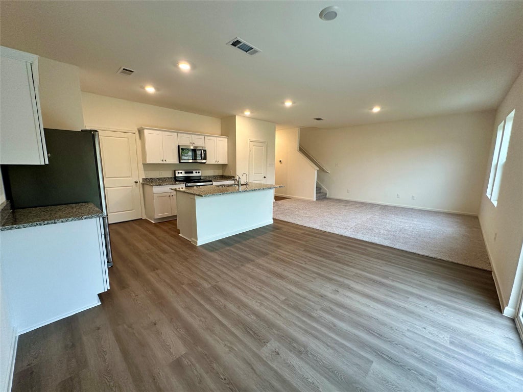 Photo of 14850 Calderon Dr, Montgomery, TX 77316 (MLS # 87524117)