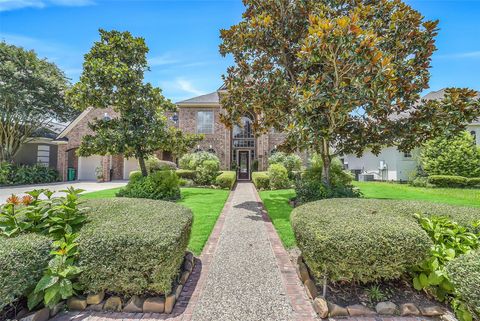 Photo of 14311 Darschelle Court, Houston, TX 77069 (MLS # 56484035)