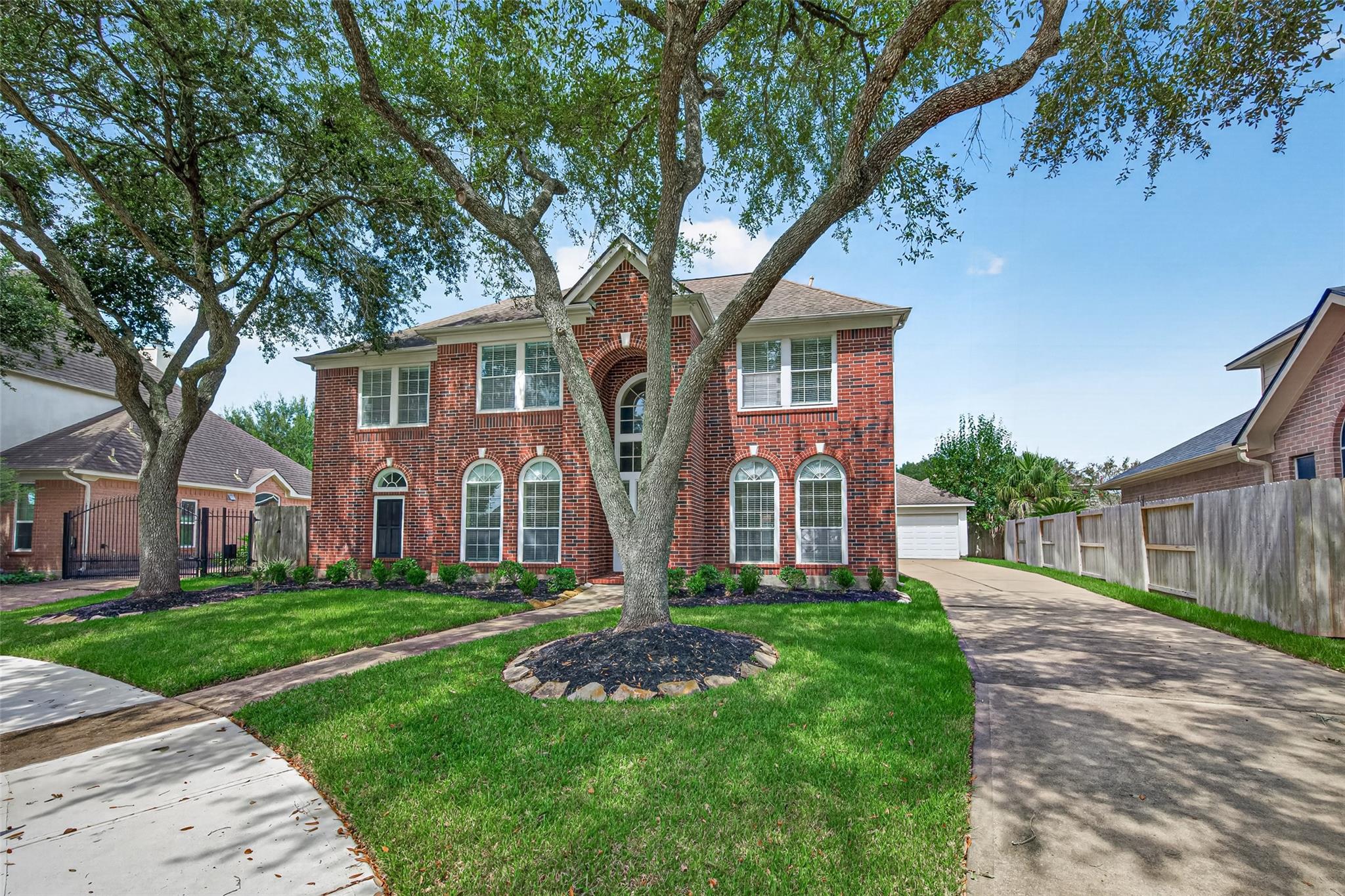 1711 Emma Cove Court