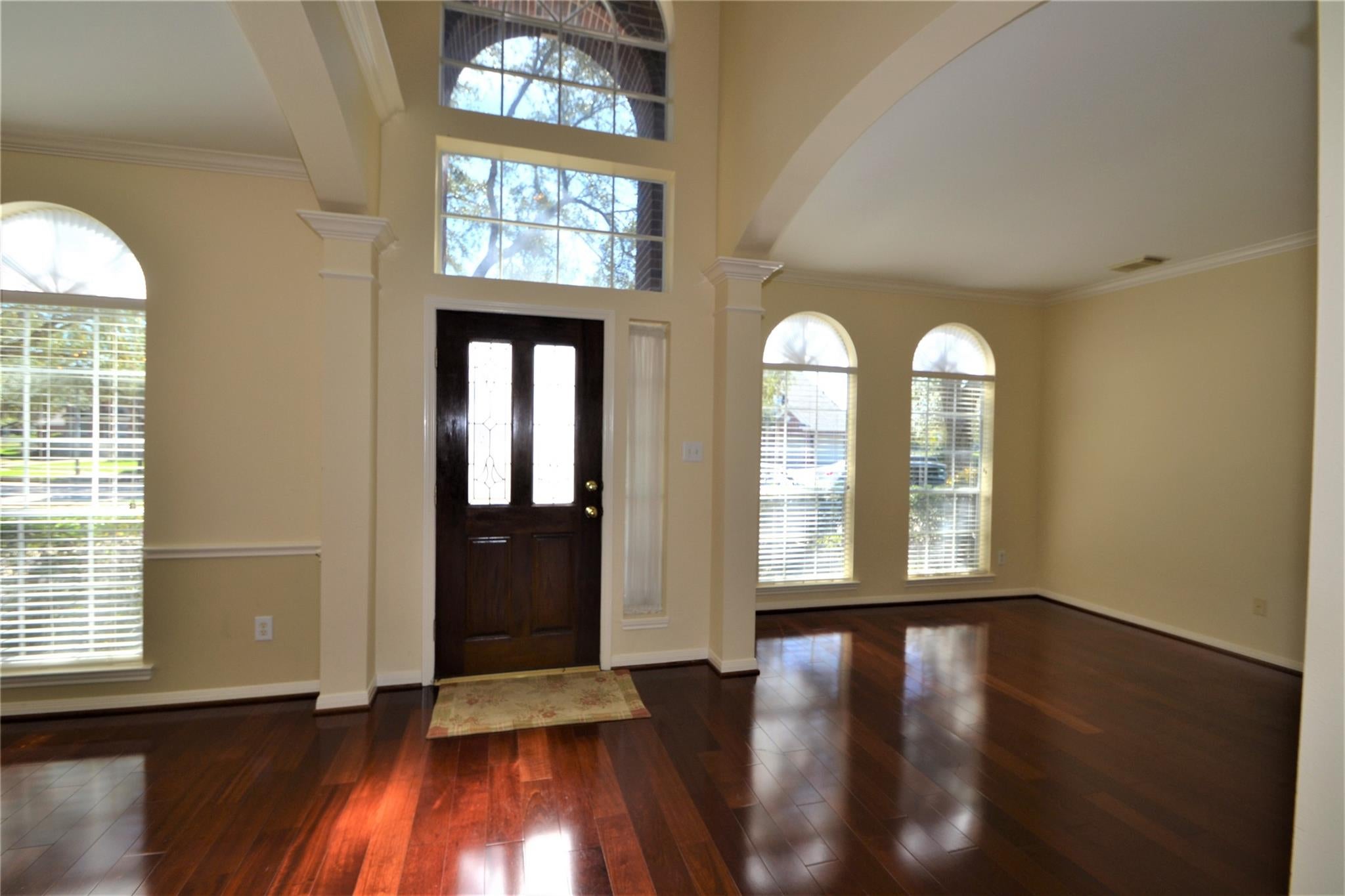 1711 Emma Cove Court