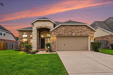 Photo of 1439 Barras Street, Alvin, TX 77511 (MLS # 37360915)