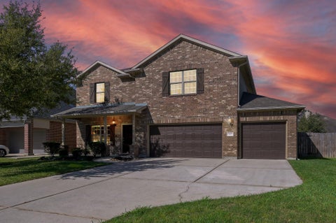 Homes For Sale - 24407 Split Rock Falls<br/> Tomball, TX 77375