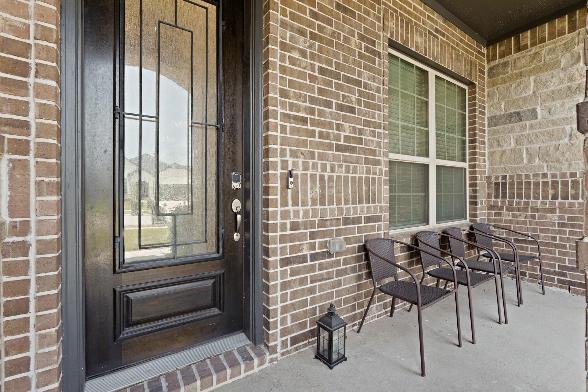 8010 Chantilly Manor