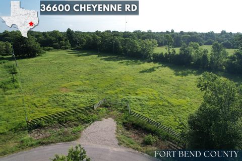 Photo of 36600 Cheyenne Road, Simonton, TX 77485 (MLS # 1076158)