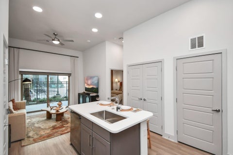 Photo of 1617 Enid Street #319, Houston, TX 77009 (MLS # 67182628)