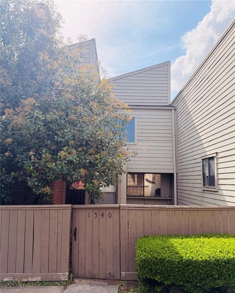 Photo of 1540 Prairie Grove Drive, Houston, TX 77077 (MLS # 84774237)