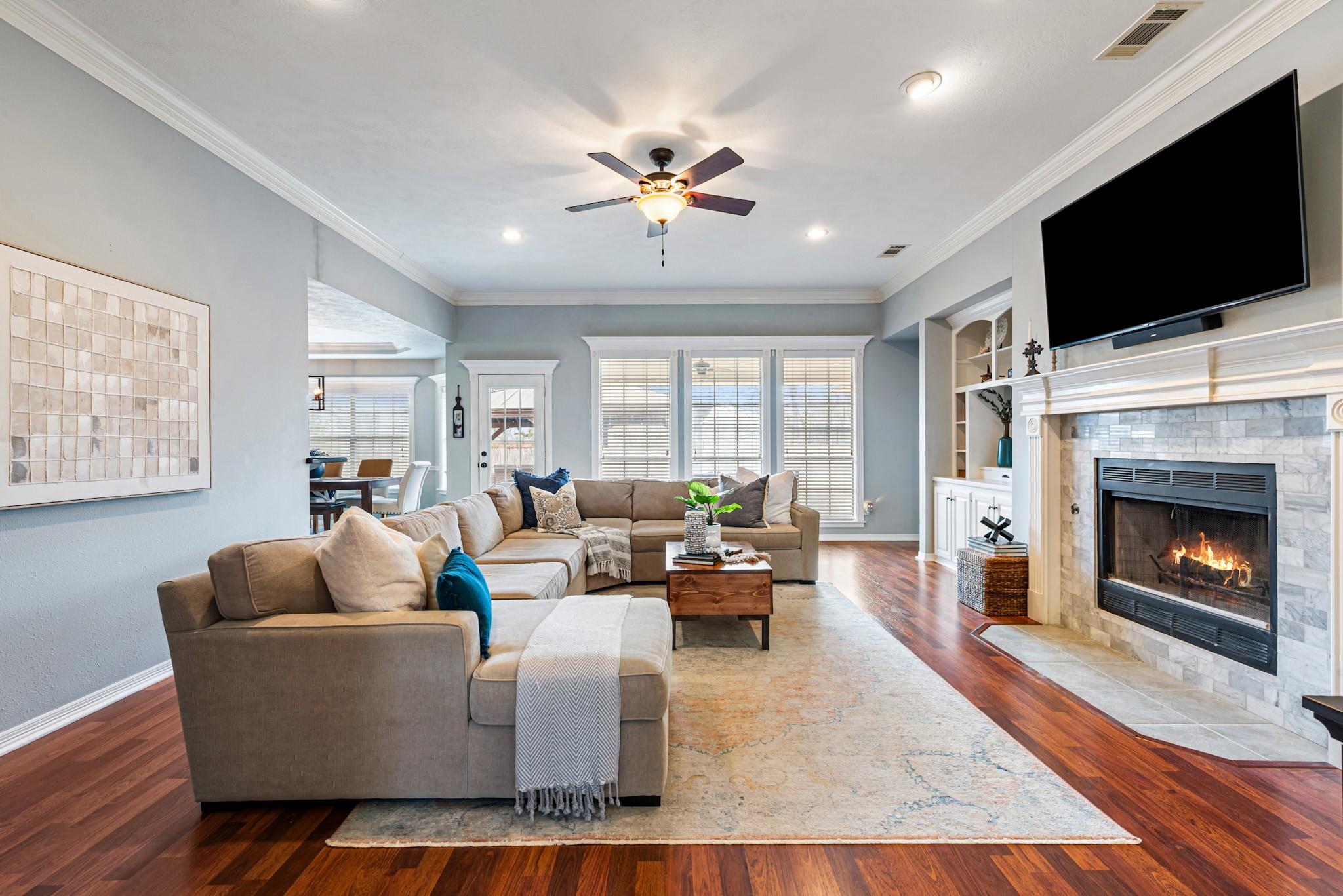 3804 Bridle Trails Court