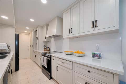 Tiny photo for 3017 Bissonnet Street, Houston, TX 77005 (MLS # 45998361)