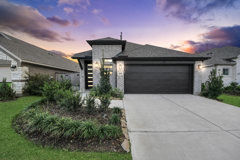 Photo of 25931 Dawning Torch Trace, Richmond, TX 77406 (MLS # 10932354)