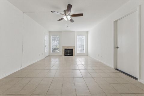 Photo of 6606 De Moss Drive #804, Houston, TX 77074 (MLS # 7032215)