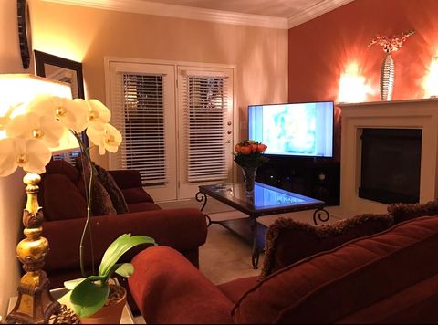 Photo of 2400 Mccue Road #326, Houston, TX 77056 (MLS # 48306916)