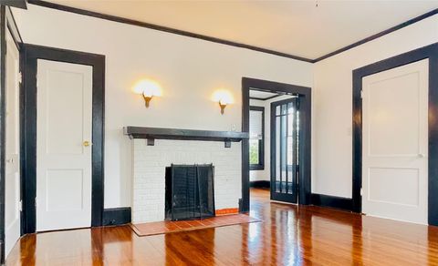 Photo of 614 Peden Street #B, Houston, TX 77006 (MLS # 7370696)
