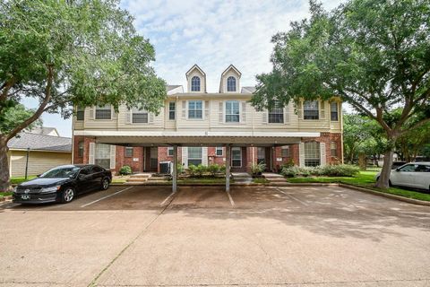 Photo of 2710 Grants Lake Boulevard #K4, Sugar Land, TX 77479 (MLS # 86283758)