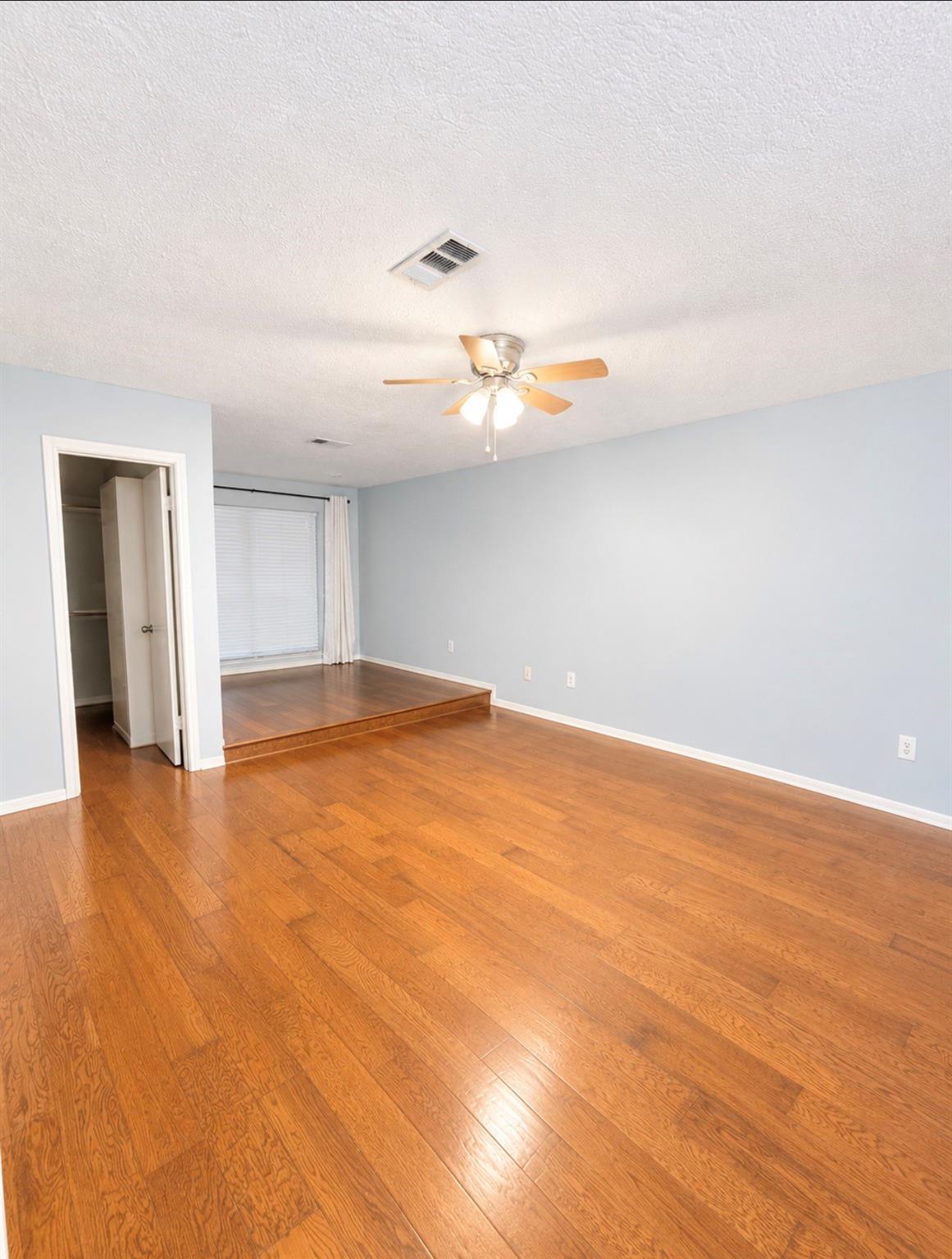 1326 Barrowgate Drive