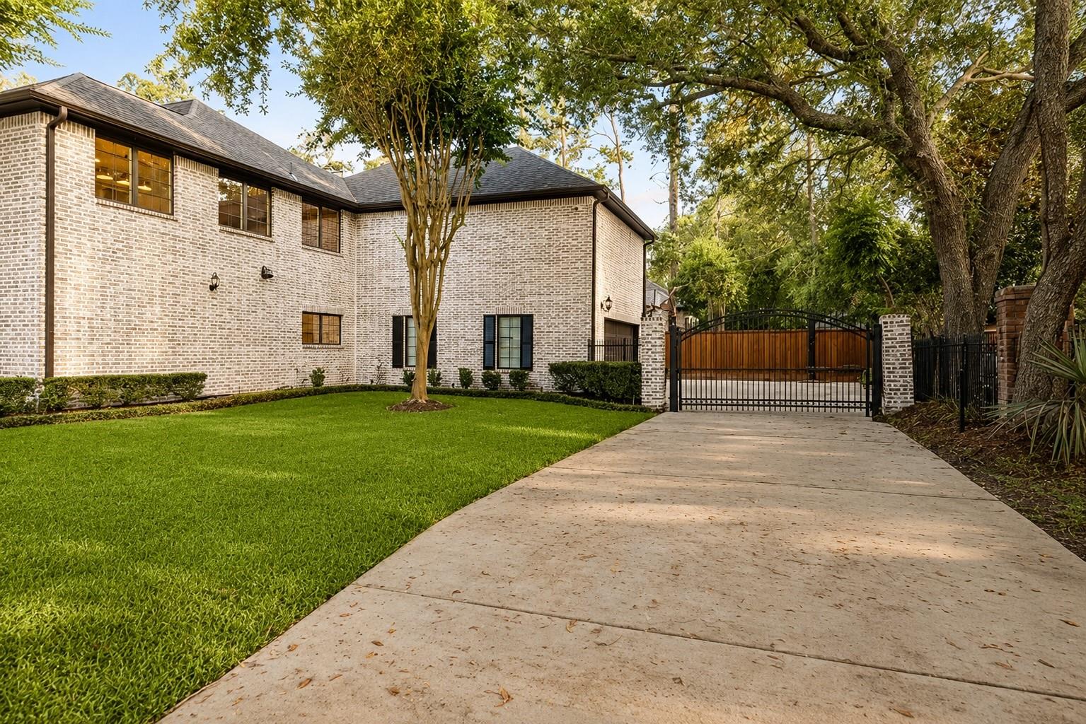 11407 Holidan Way
