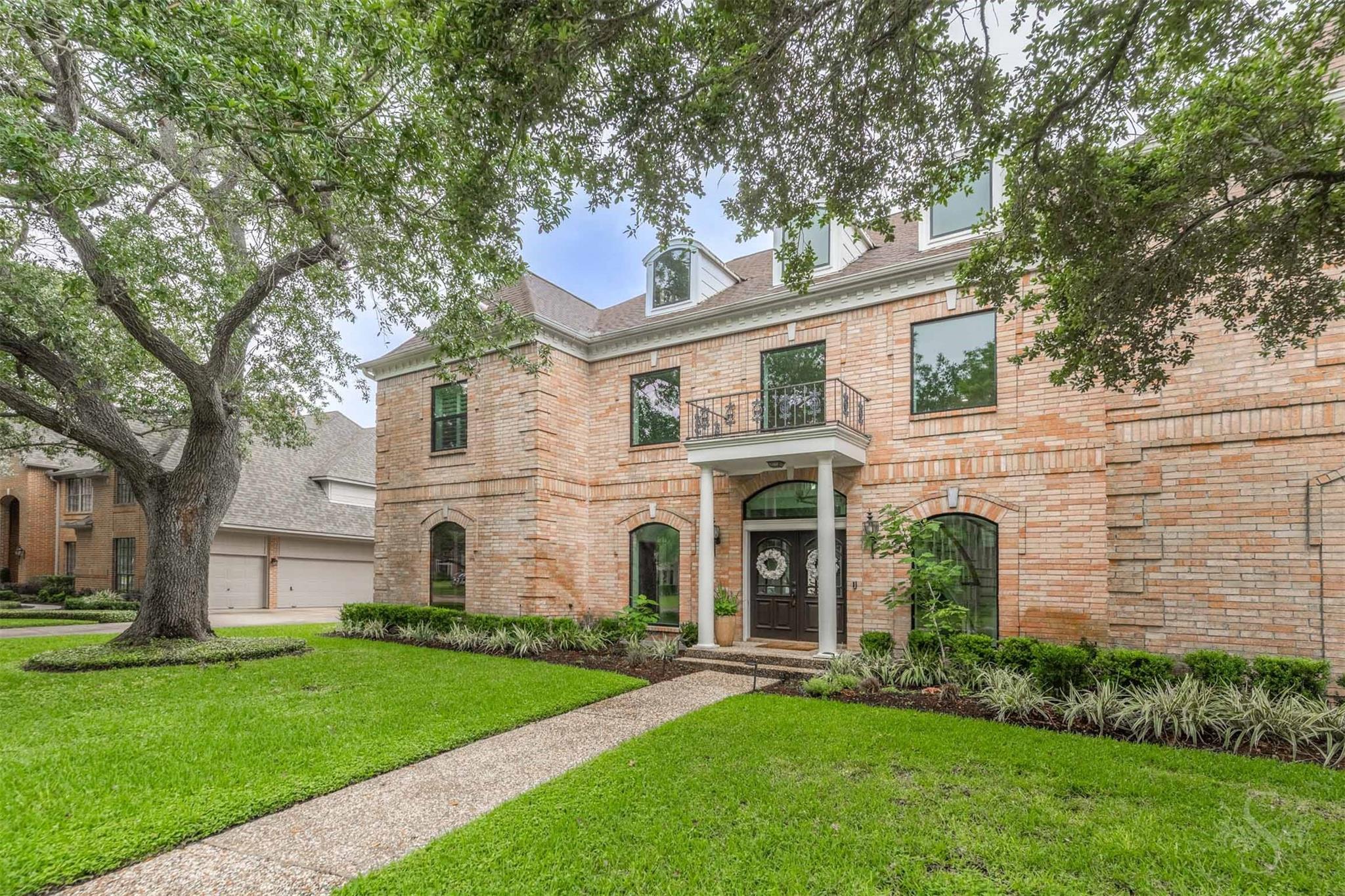 1519 Pebble Chase Drive