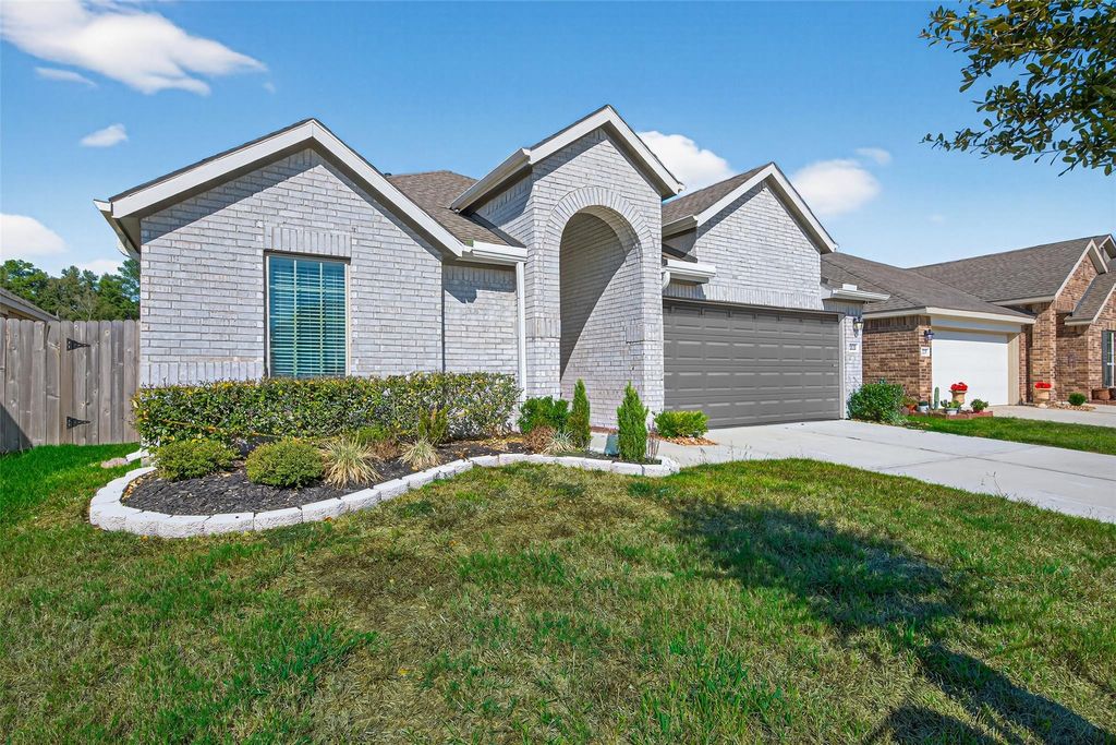 Photo of 22121 Oakland Meadows Lane, New Caney, TX 77357 (MLS # 80690579)