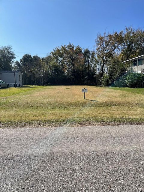 Vacant Land For Sale - 5817 Florida Avenue<br/> Hitchcock, TX 77563