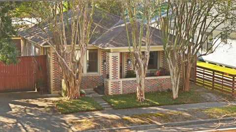Photo of 1112 Algregg Street, Houston, TX 77009 (MLS # 70449254)