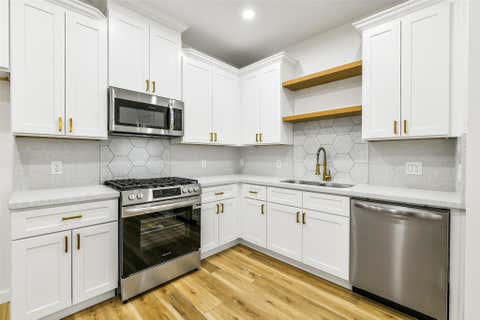 Photo of 7486 Stanwick Drive #B, Houston, TX 77087 (MLS # 44242028)