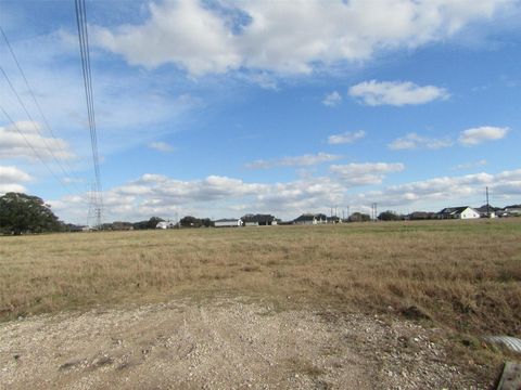 Photo of 707 Winchester Trail, Angleton, TX 77515 (MLS # 79253069)