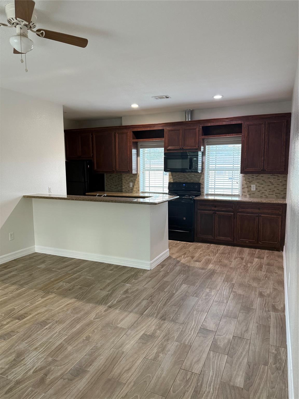 716 Kolb Road Road 204