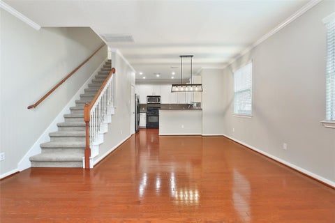 Photo of 1422 W 24th Street, Houston, TX 77008 (MLS # 52014842)