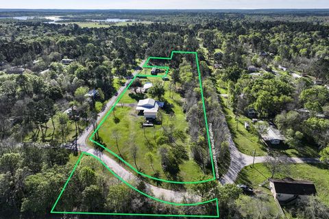 Homes For Sale - 53 Lynell Drive<br/> Huntsville, TX 77320