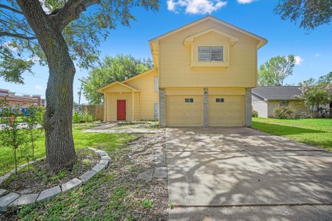 Photo of 7403 W Fuqua Drive, Houston, TX 77489 (MLS # 24375521)