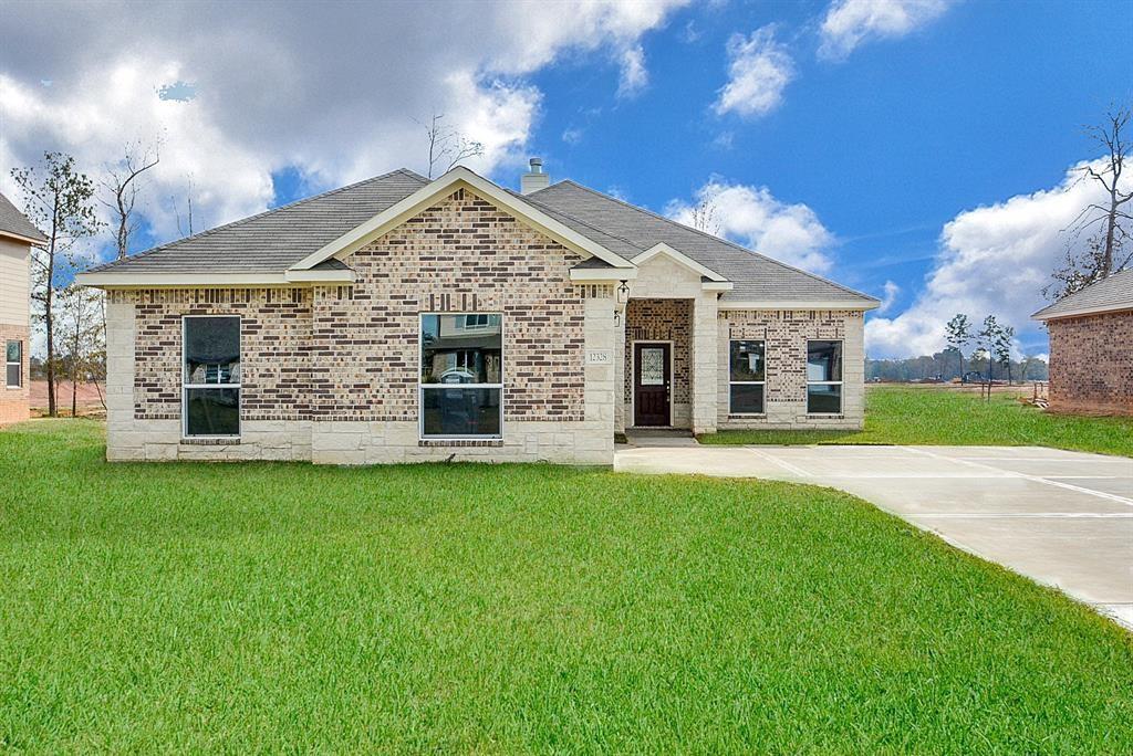 12328 N Chestnut Hills Drive