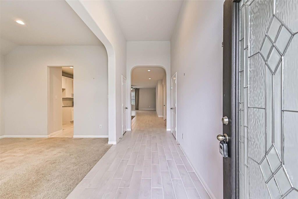 77 Indian Wells Drive