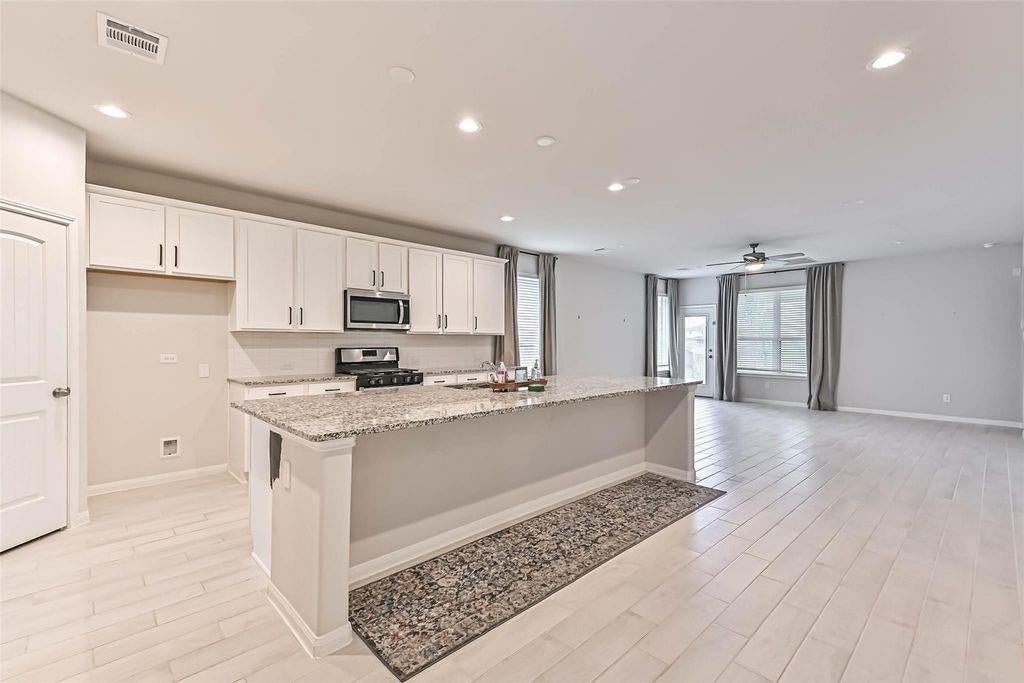 77 Indian Wells Drive