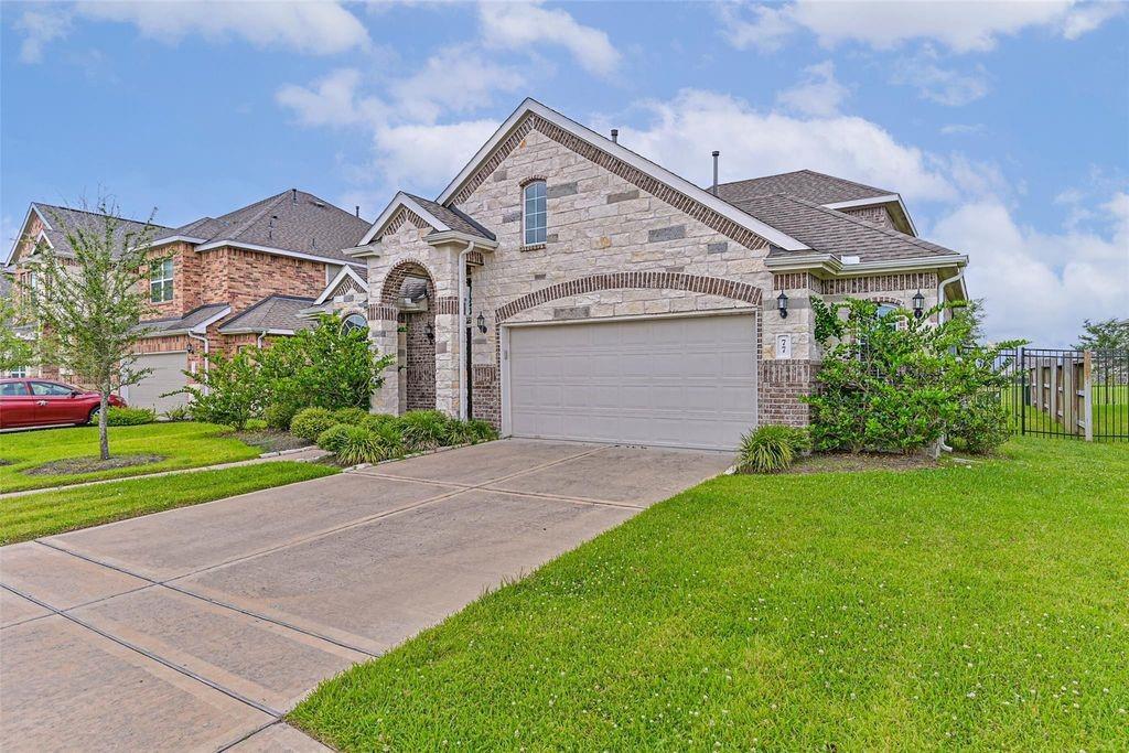 77 Indian Wells Drive