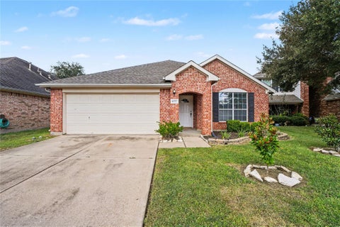 Homes For Rent - 10727 Acacia Forest Trail<br/> Houston, TX 77089