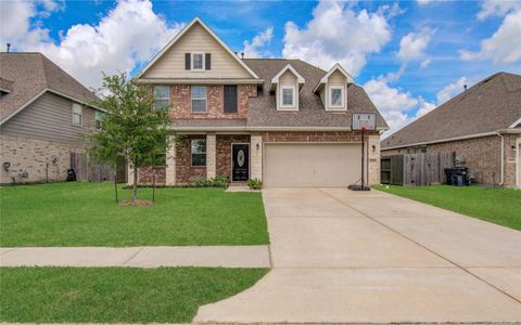 Photo of 12319 Gatewood Drive, Mont Belvieu, TX 77535 (MLS # 52383454)